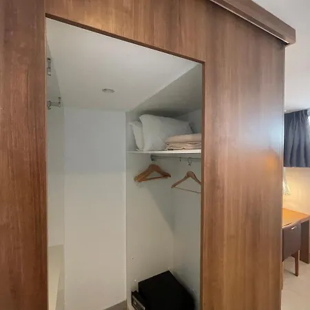The Broncemar Apartments With Facilities Playa Del Ingles Las Palmas / Gran Canaria